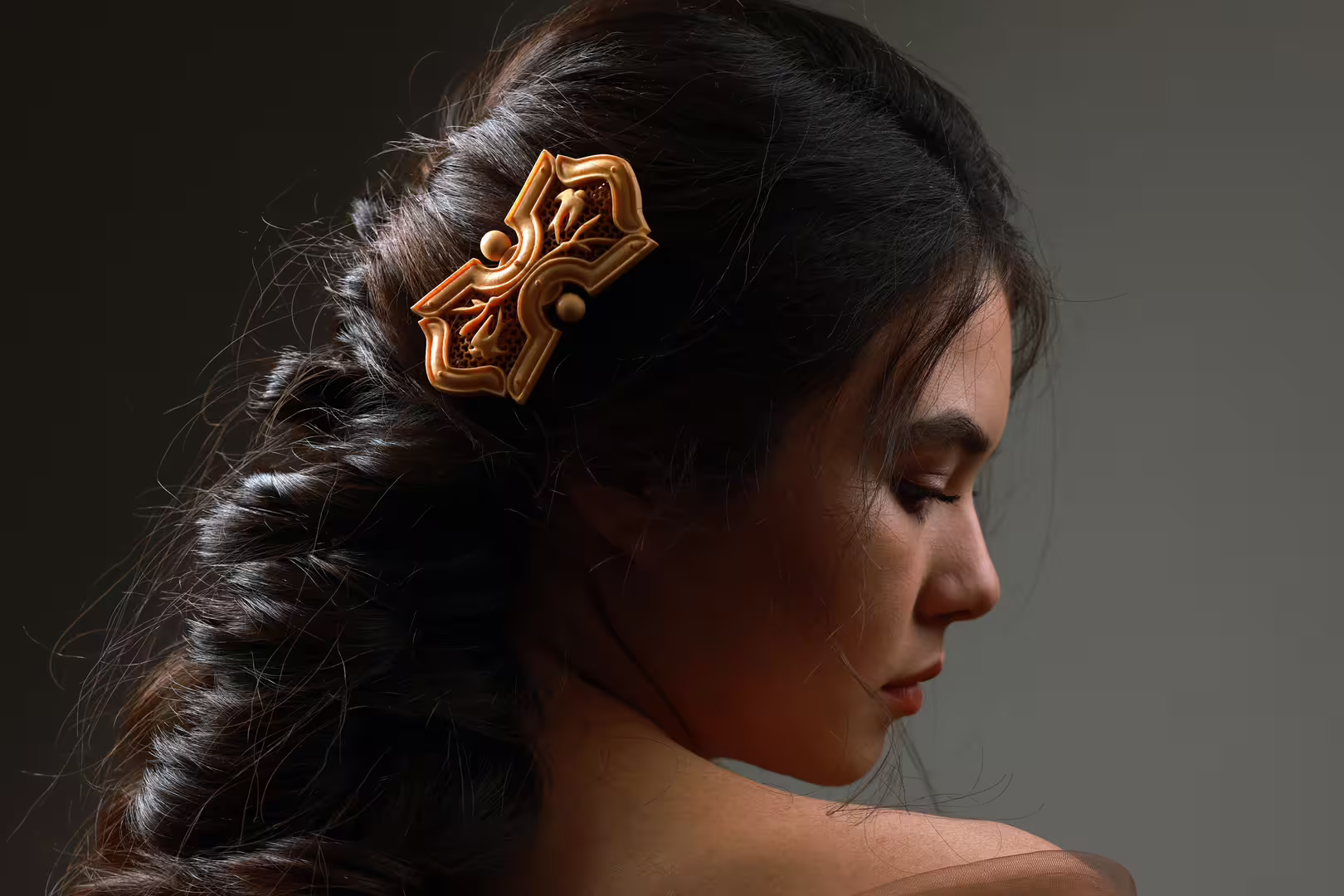 Onna_2880 x 1920_3 x 2_001.jpg
