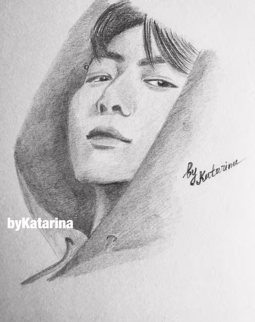 Jungkook портрет в капюшоне.jpg