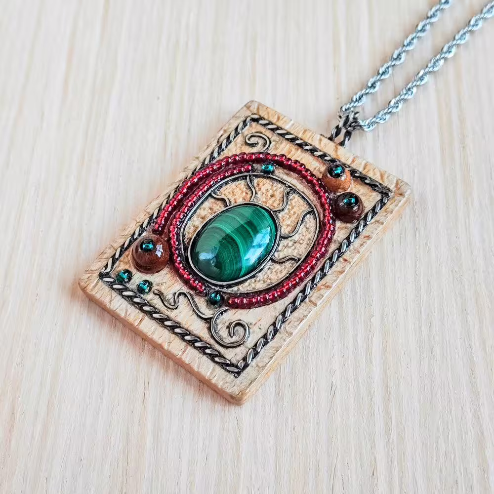 pendant 178a.jpg