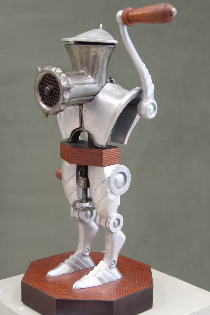 Warrior.41 х 14 х 20.Aluminium, moulding. A meat grinder. 2005..jpg