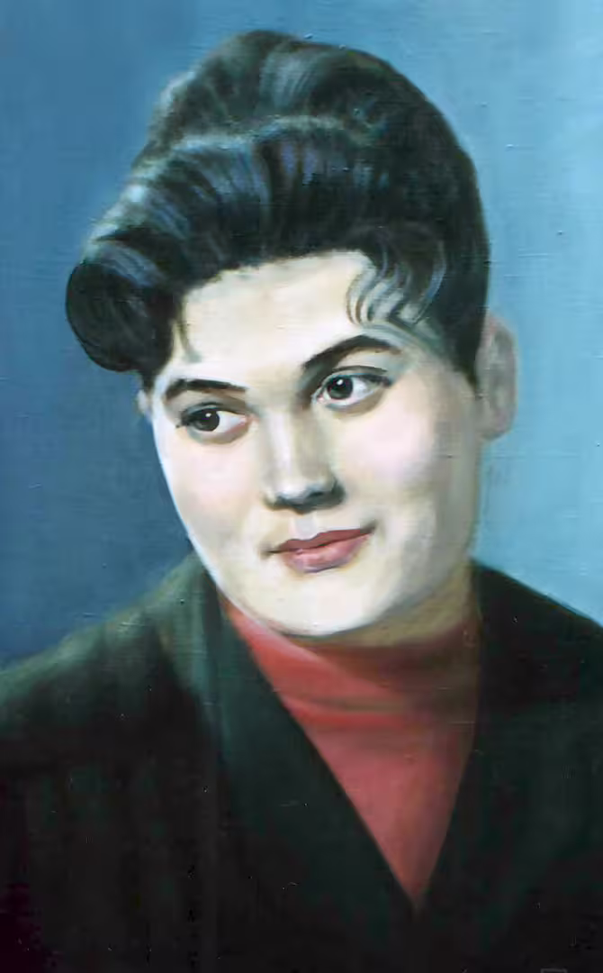 Портрет Алехиной.jpg